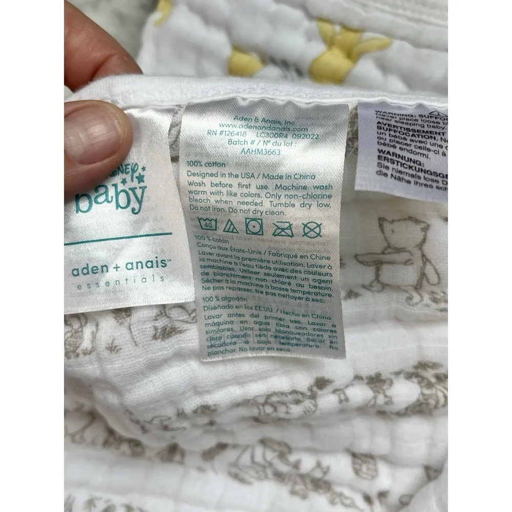 Winnie Pooh Cotton Muslin 1 Dream Blanket Disney Aden + Anais and 2 Swaddles